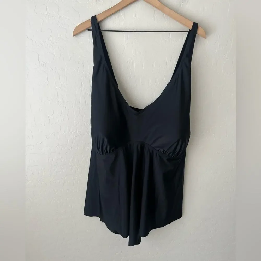 Torrid Tankini Wire free Flounce Ruffle swim top black 6X